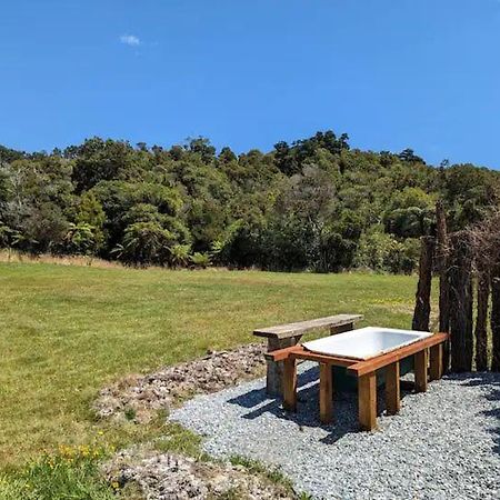Enchanted Retreat In Greymouth Shared With Host Exterior photo